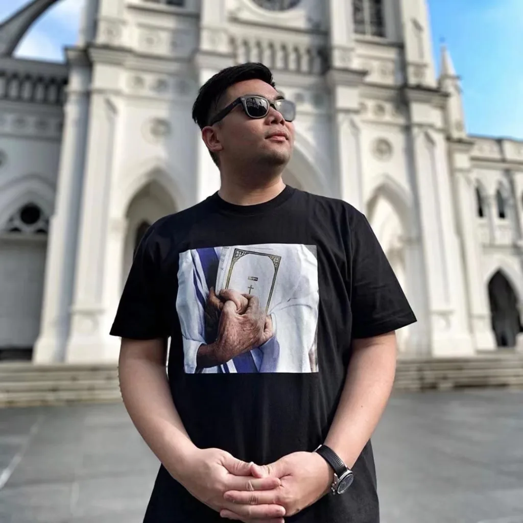 Supreme 19FW Bible Tee S M L XL