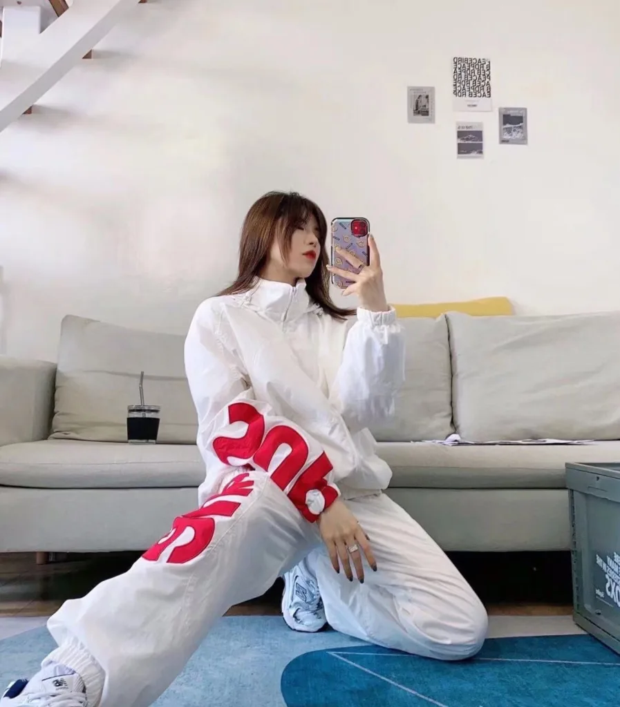 S010#185350200 Supreme 21SS Spellout Track Jacket