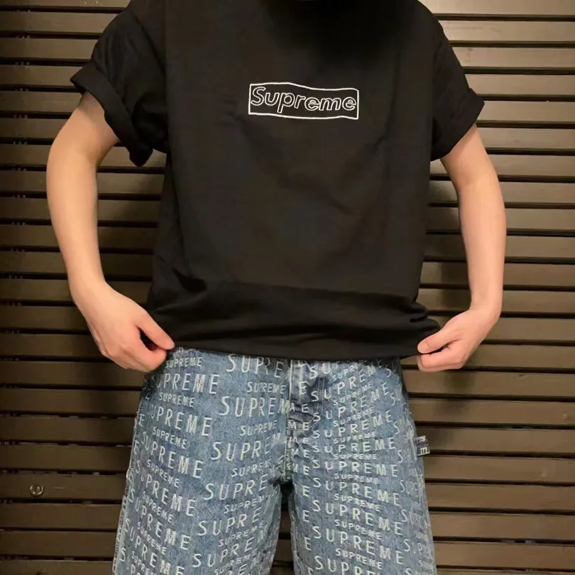 Supreme 21SS KAWS Chalk Logo Tee bogo S M L XL