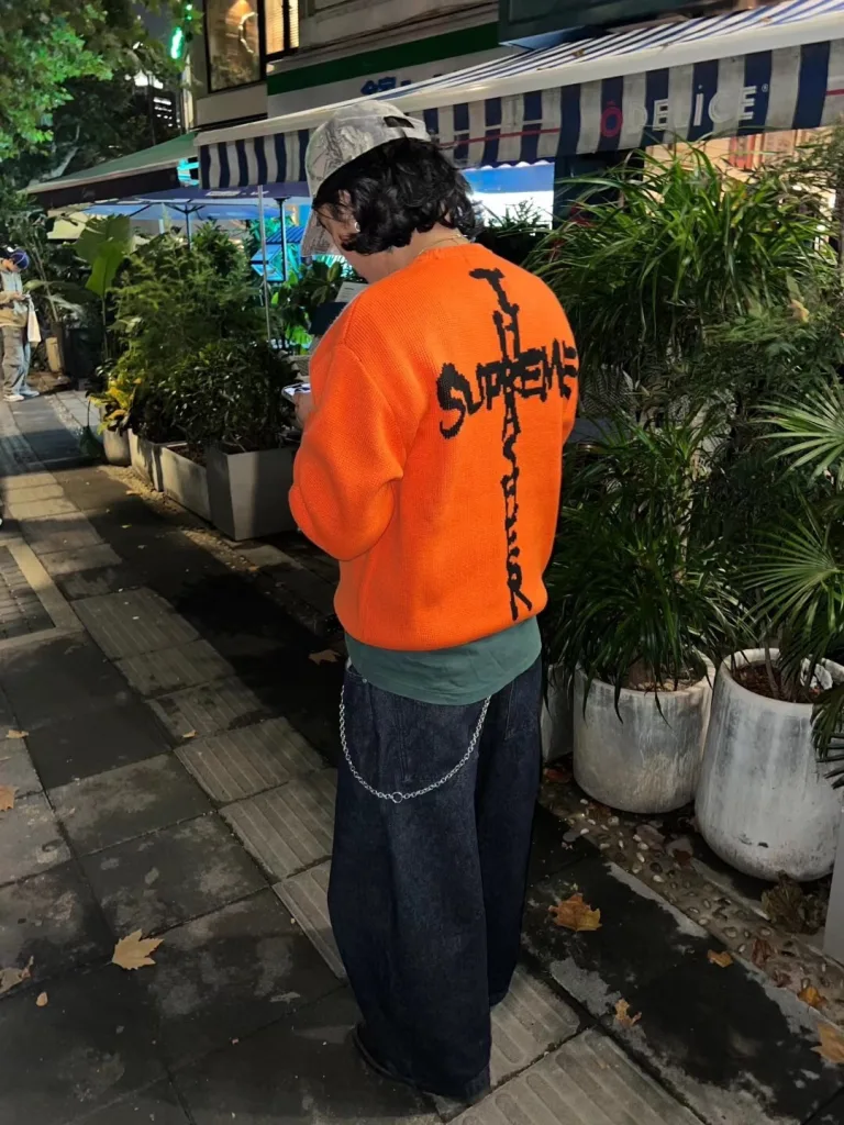 SUPREME THARSHER logo S M L XL
