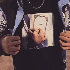 Supreme 19FW Bible Tee S M L XL