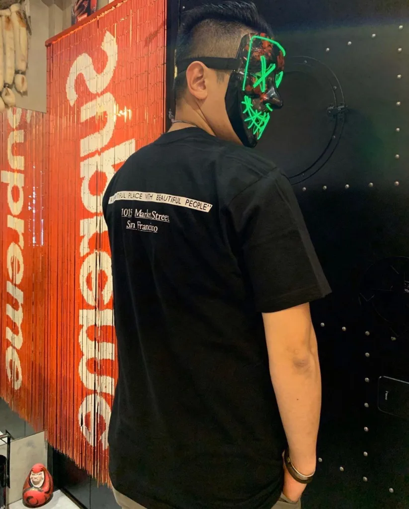 SUPREME FW19 BOX LOGO S M L XL