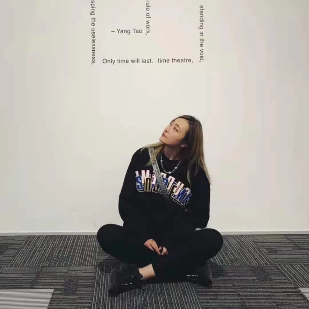 S017#155019570 SS21 Supreme Stacked Crewneck