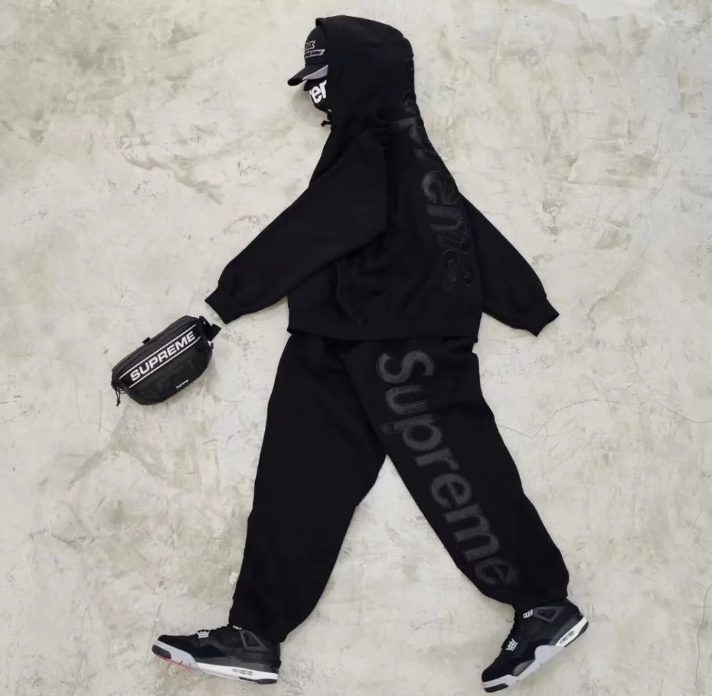 Supreme 23 SATIN APPLIQUÉ SWEATPANT LOGO S M L XL