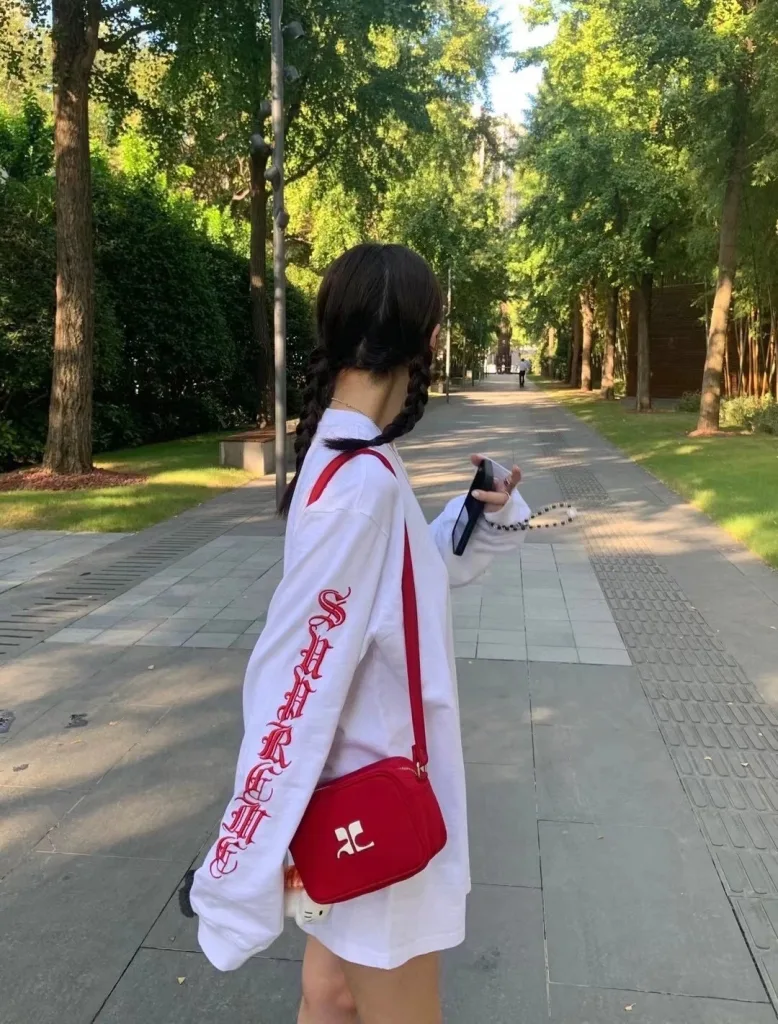 SUPREME FW24 OLD ENGLISH L/S TEE S M L XL