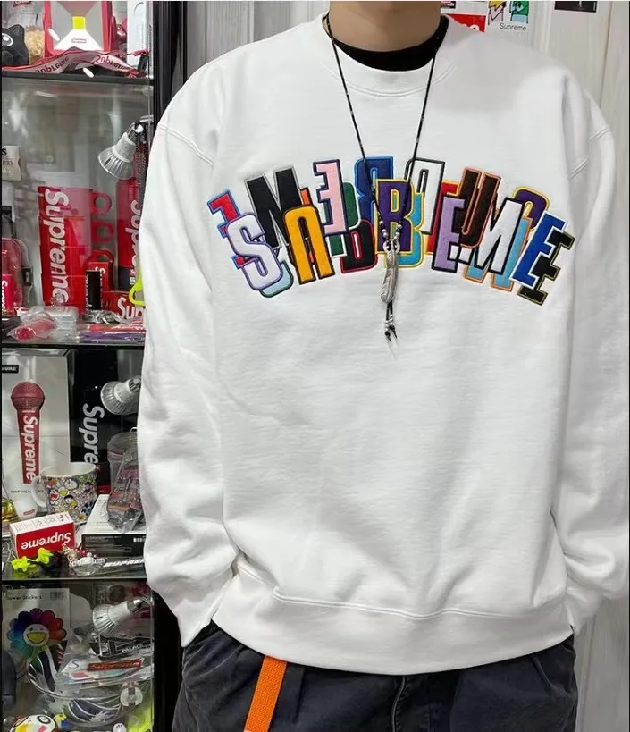 S017#155019570 SS21 Supreme Stacked Crewneck