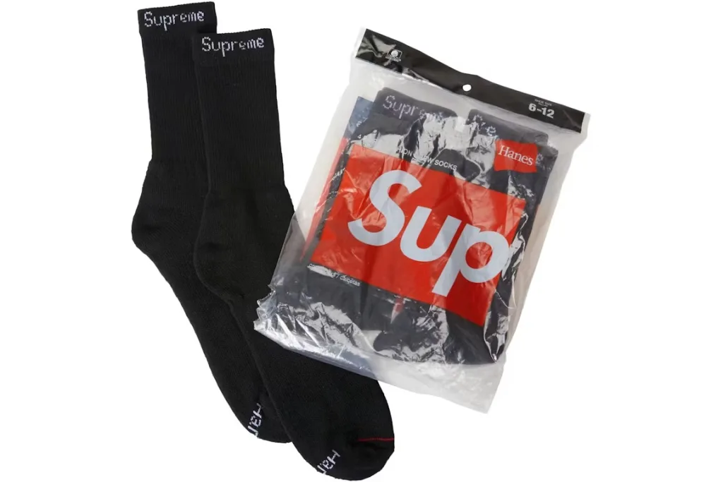 Supreme Hanes Crew Socks (4 Pack)